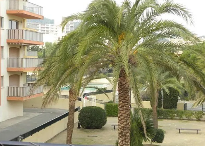 3 Pieces Avec Piscine Et Parking A - Fr-1-780-56