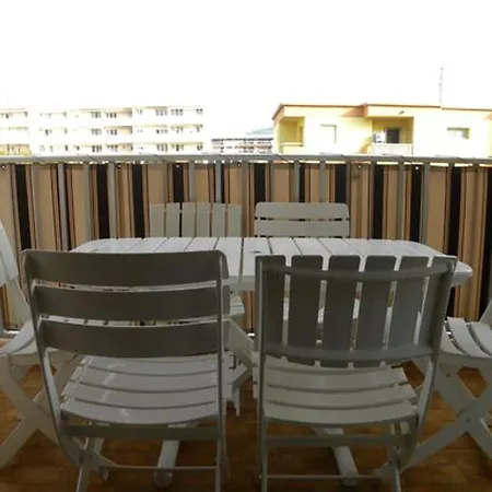 3 Pieces Avec Piscine Et Parking A - Fr-1-780-56 דירה *