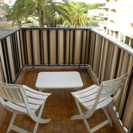 Апартаменти 3 Pieces Avec Piscine, Proche Centre Et Plages - - Fr-1-780-56 Сент-Максім