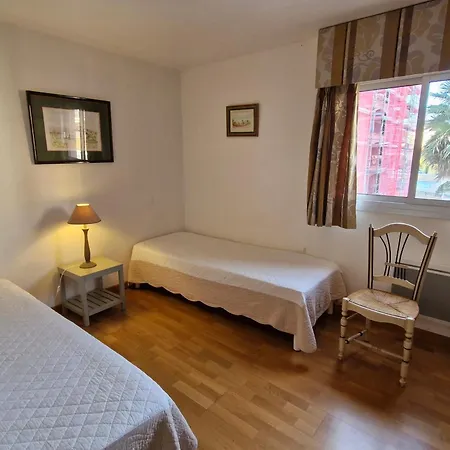 Apartmán 3 Pieces Avec Piscine Et Parking A - Fr-1-780-56