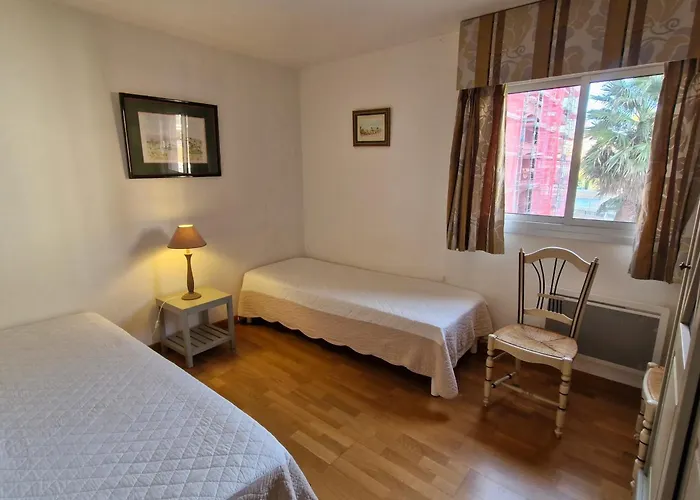 Apartmán 3 Pieces Avec Piscine Et Parking A - Fr-1-780-56